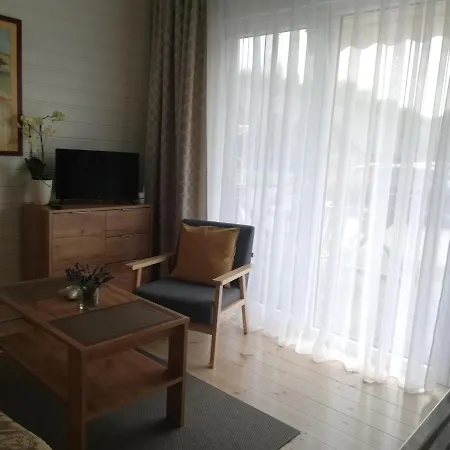 Poilsio Namelis Po Juodalksniais Паланга