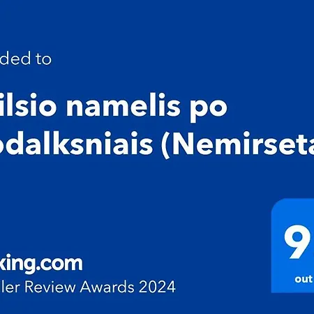 Dom wakacyjny Poilsio Namelis Po Juodalksniais Połąga