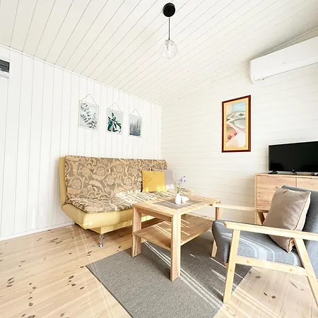 Poilsio Namelis Po Juodalksniais Ferienhaus