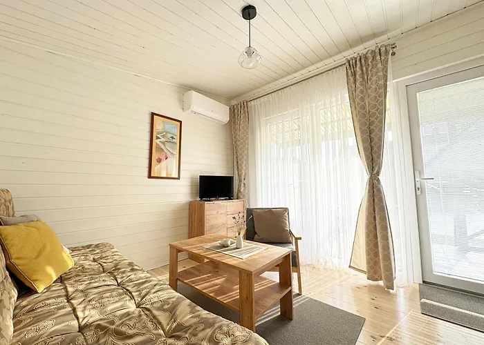 Poilsio Namelis Po Juodalksniais